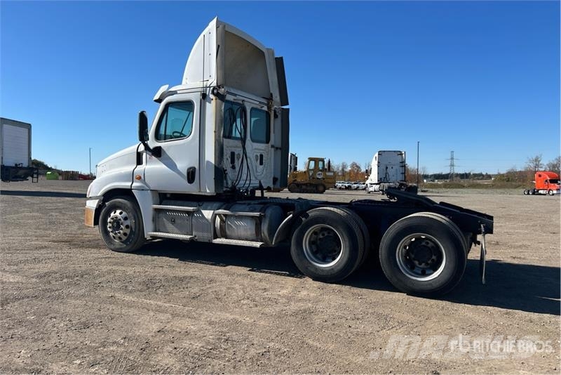 Freightliner Cascadia 125 Тягачі