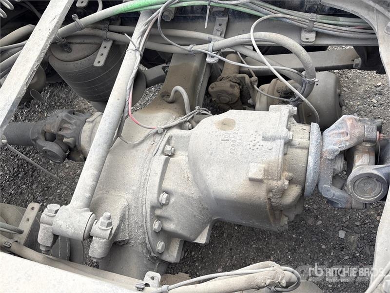 Freightliner Cascadia 126 6x4 T/A Sleeper Truck Tractor Sattelzugmaschinen
