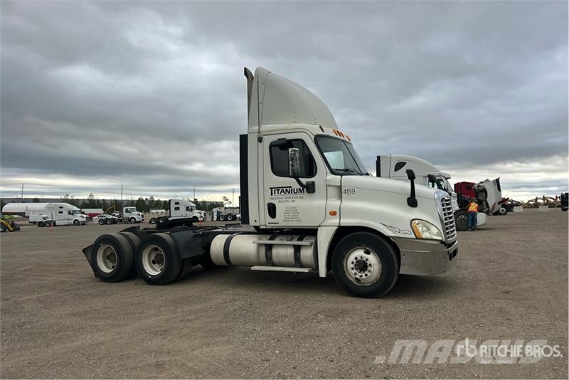Freightliner Cascadia 125 曳引機組件