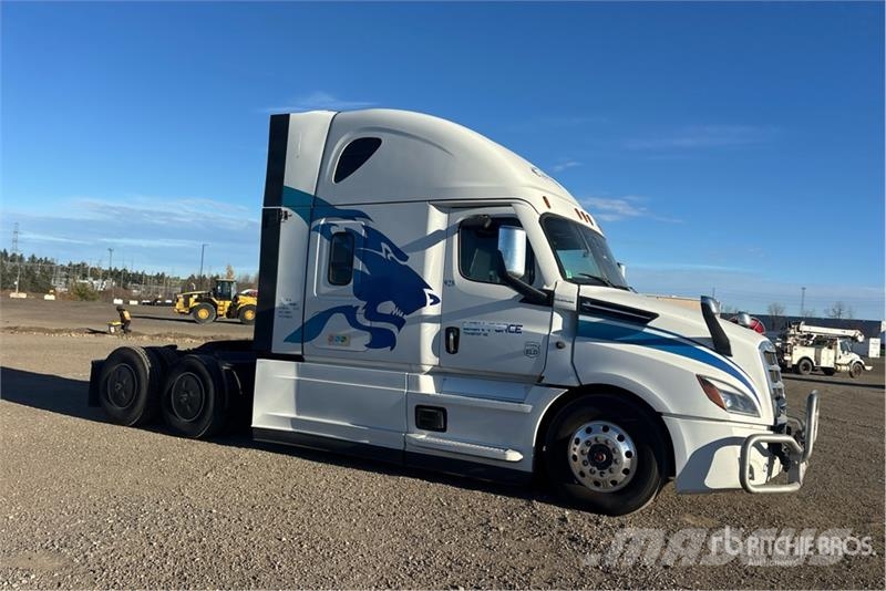 Freightliner Cascadia 126 وحدات الجر
