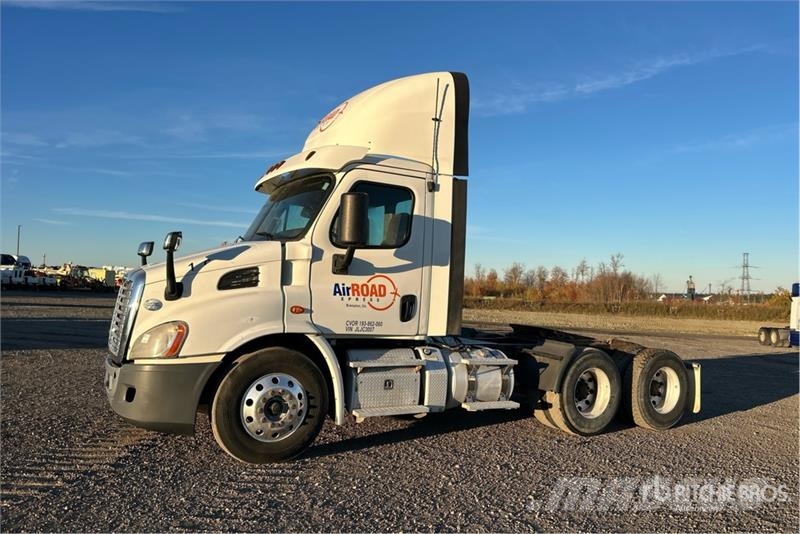 Freightliner Cascadia 113 Vlačilci