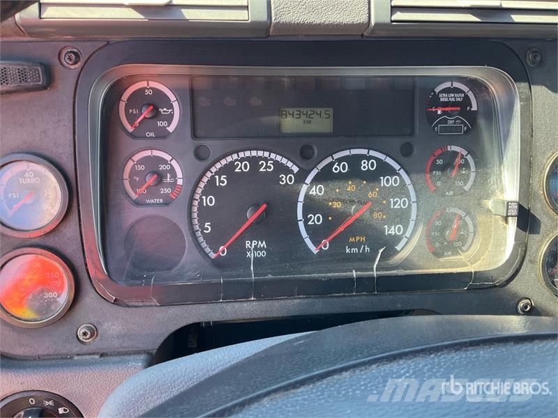 Freightliner Cascadia 125 وحدات الجر