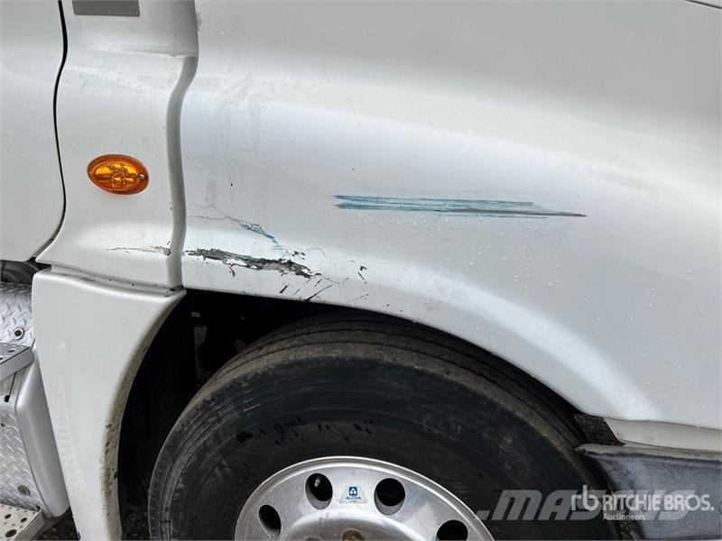 Freightliner Cascadia 125 Седельные тягачи