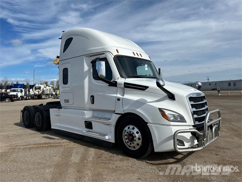 Freightliner Cascadia 126 وحدات الجر