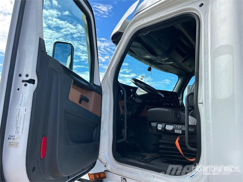 Freightliner Cascadia 126 Cavalos mecânicos
