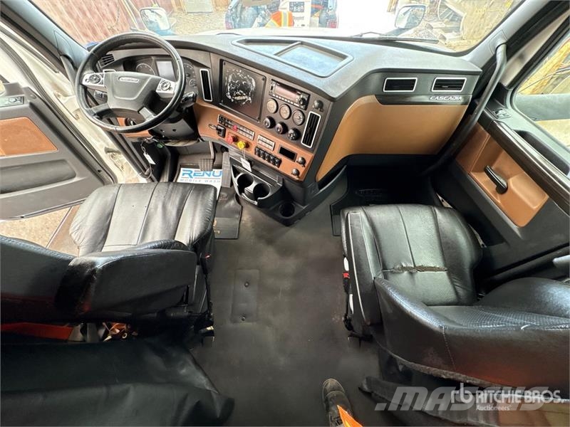 Freightliner Cascadia 126 Tracteur routier