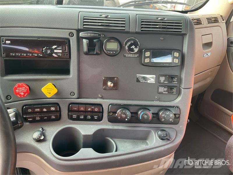 Freightliner Cascadia 125 Седельные тягачи