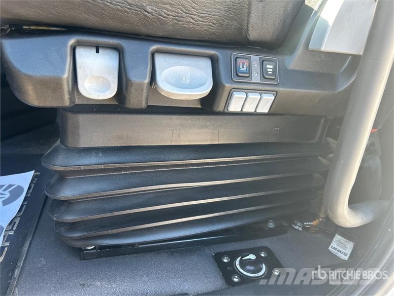 Freightliner Cascadia 126 Trekkers