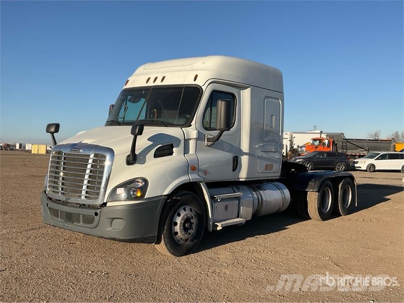 Freightliner Cascadia 113 Sattelzugmaschinen