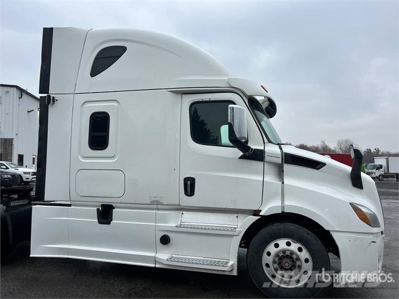 Freightliner Cascadia 116 Truck Tractor Units