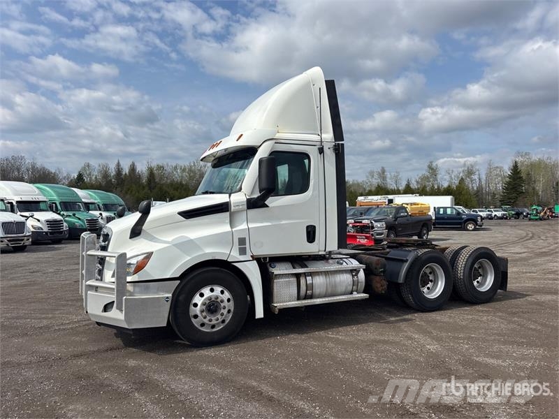 Freightliner Cascadia 126 Vetopöytäautot
