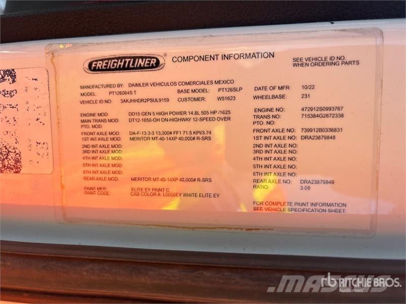Freightliner Cascadia 126 Naudoti vilkikai