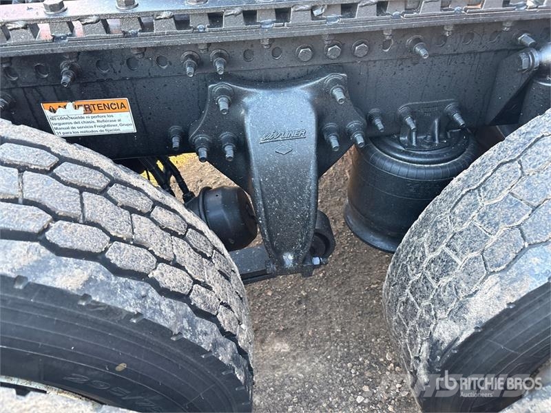 Freightliner Cascadia 126 Trekkers