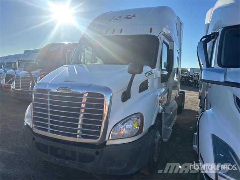 Freightliner Cascadia 113 Prime Movers