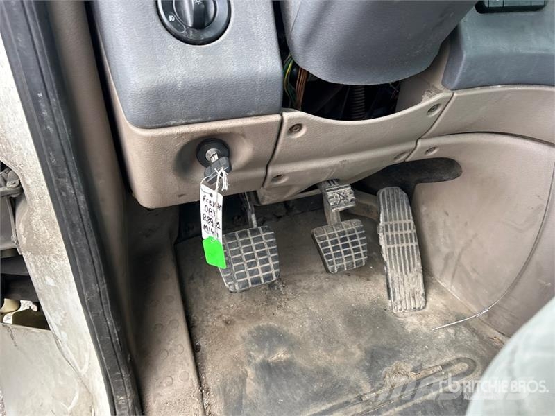 Freightliner Cascadia 125 Tractor Units