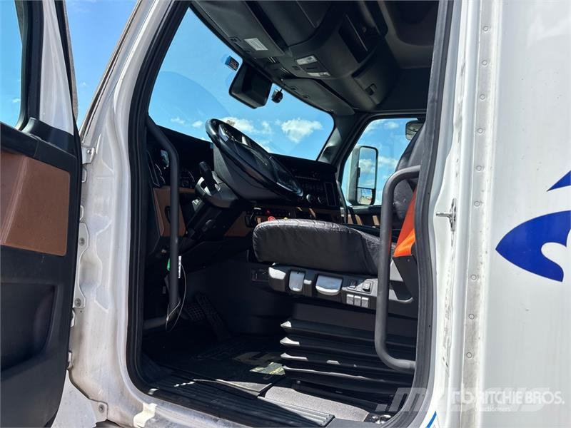 Freightliner Cascadia 126 Tractores (camiões)