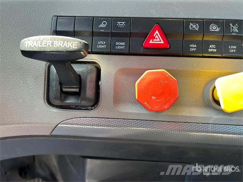 Freightliner Cascadia 126 Tracteur routier