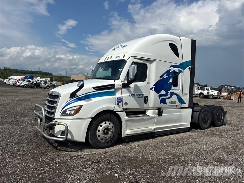 Freightliner Cascadia 126 Naudoti vilkikai