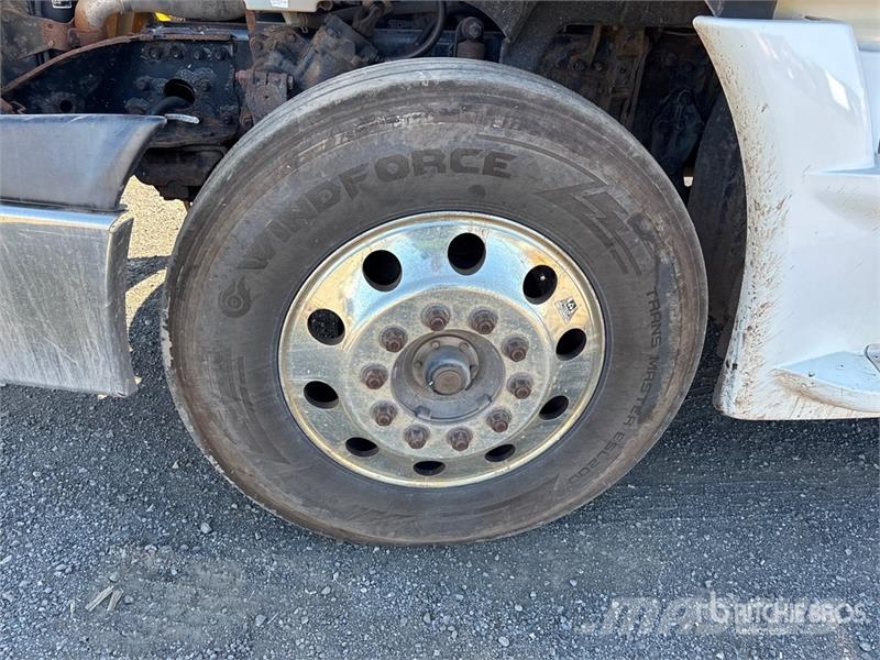 Freightliner Cascadia 125 曳引機組件