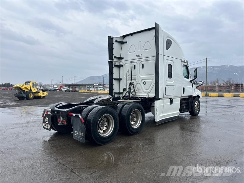 Freightliner Cascadia 126 Nyergesvontatók