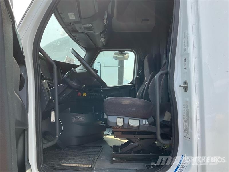 Freightliner Cascadia 126 Prime Movers
