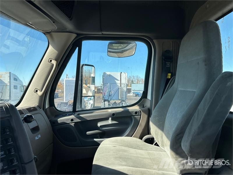 Freightliner Cascadia 125 Тягачі
