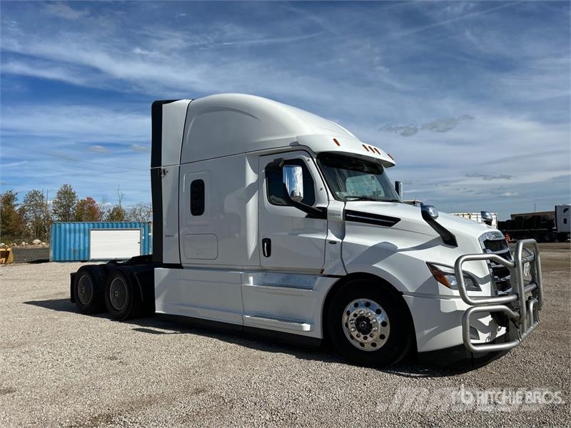 Freightliner Cascadia 126 وحدات الجر
