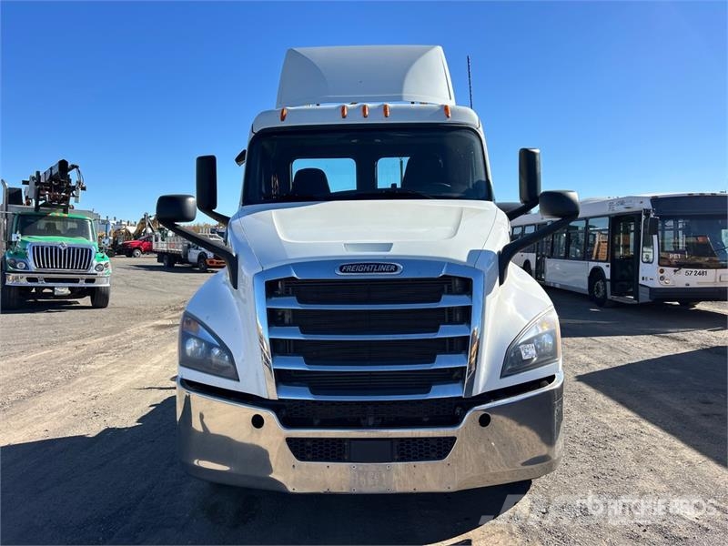 Freightliner Cascadia 126 Sattelzugmaschinen