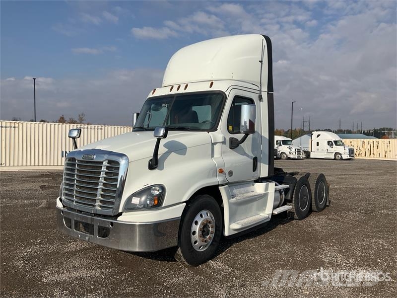 Freightliner Cascadia 125 Седельные тягачи