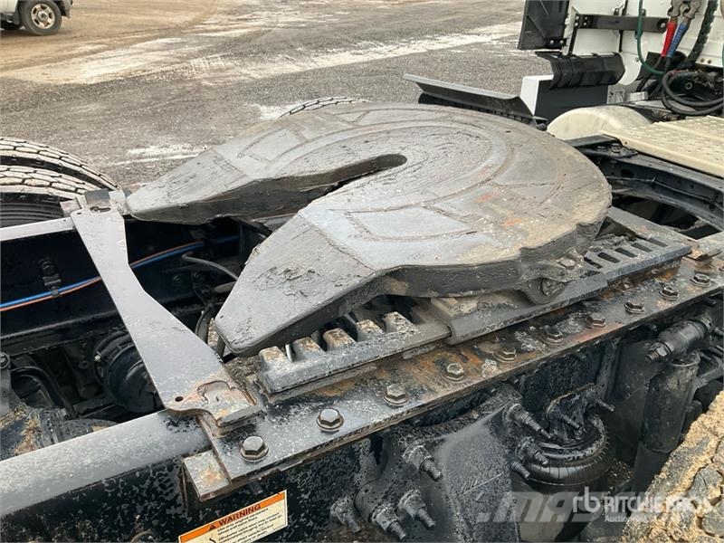 Freightliner Cascadia 126 Vetopöytäautot