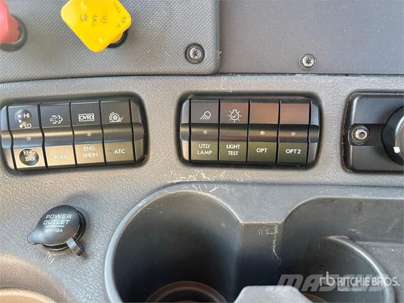Freightliner Cascadia 125 Vilcēji