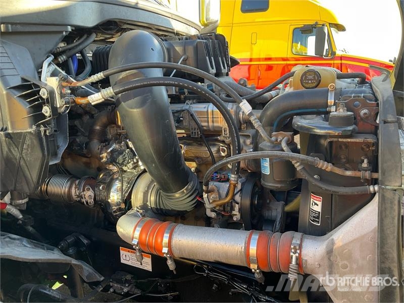 Freightliner Cascadia 126 Sattelzugmaschinen