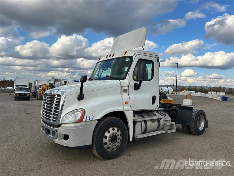 Freightliner Cascadia 125 Tractor Units