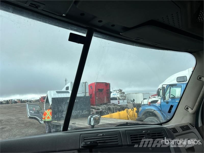 Freightliner Cascadia 125 Седельные тягачи