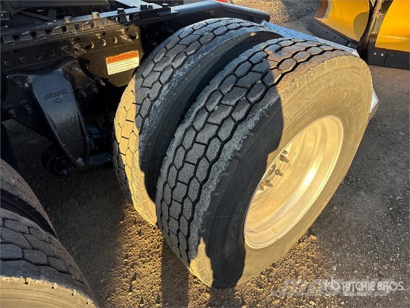 Freightliner Cascadia 126 Trekkers