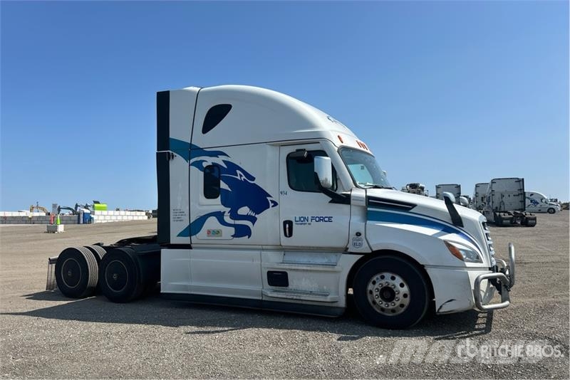 Freightliner Cascadia 126 Naudoti vilkikai