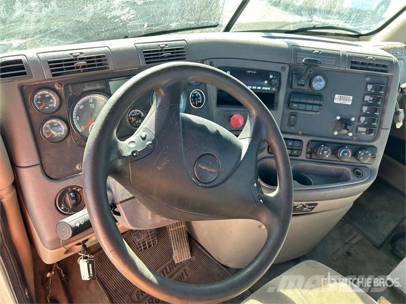 Freightliner Cascadia 125 Тягачі