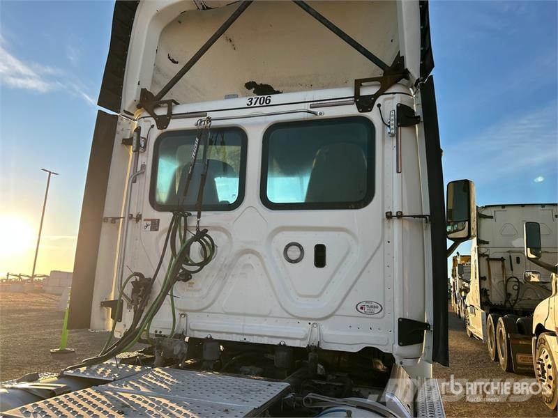 Freightliner Cascadia 113 Vlačilci