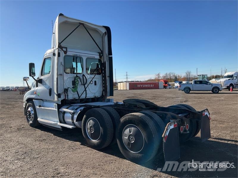 Freightliner Cascadia 125 Cabezas tractoras