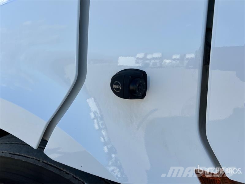 Freightliner Cascadia 126 وحدات الجر