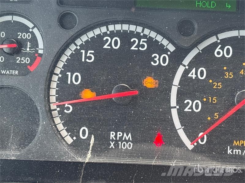 Freightliner Cascadia 125 6x4 T/A Sleeper Truck Tractor Motrici e Trattori Stradali