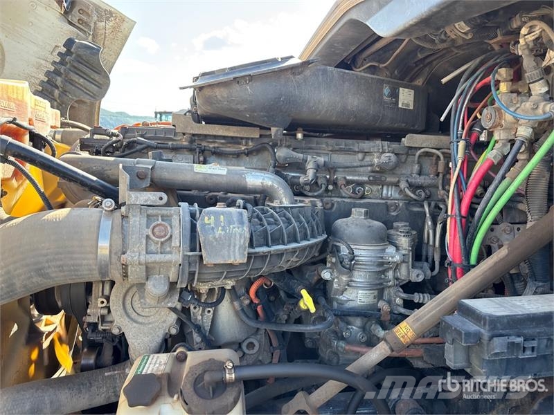 Freightliner Cascadia 125 曳引機組件