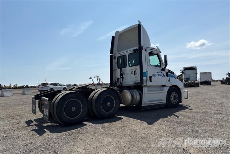 Freightliner Cascadia 126 Tractores (camiões)
