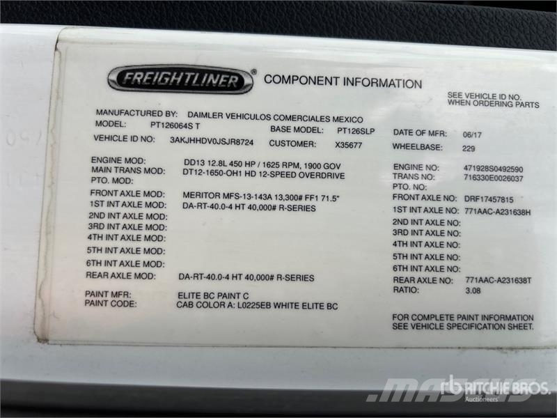 Freightliner Cascadia 126 6x4 T/A Sleeper Truck Tractor Motrici e Trattori Stradali