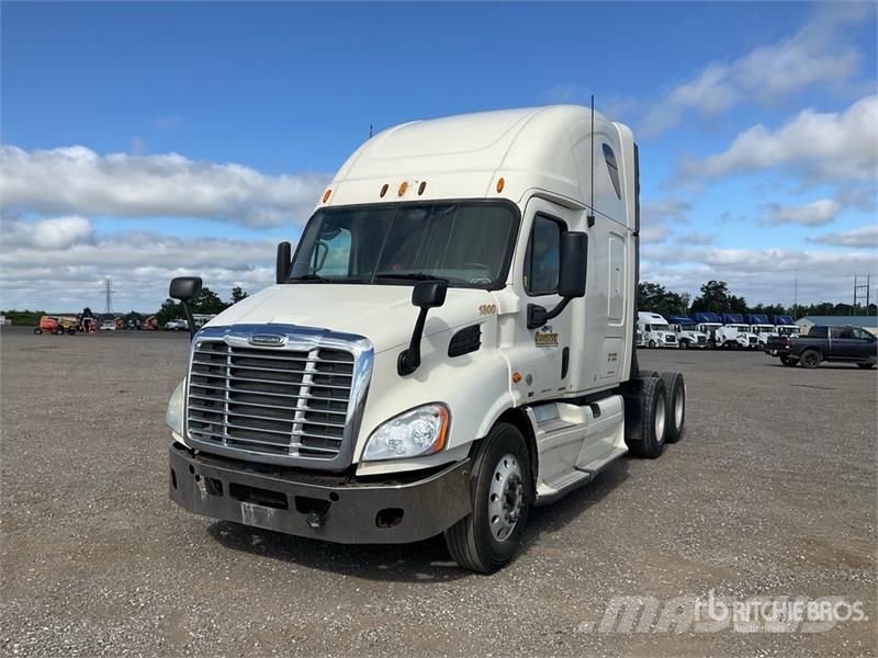 Freightliner Cascadia 113 Tegljači