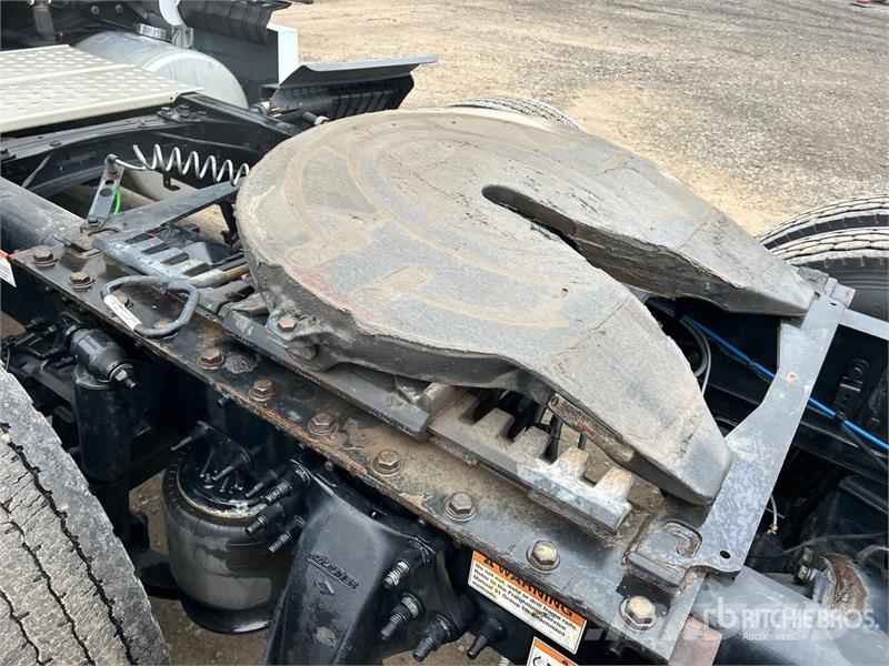 Freightliner Cascadia 126 وحدات الجر