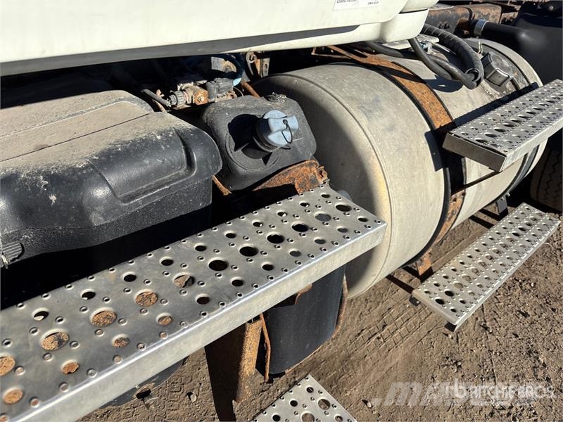 Freightliner Cascadia 125 وحدات الجر