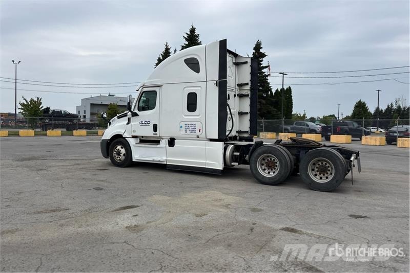 Freightliner Cascadia 126 Prime Movers