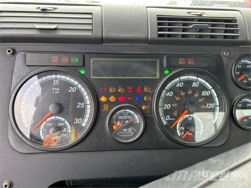 Freightliner Cascadia 125 Седельные тягачи