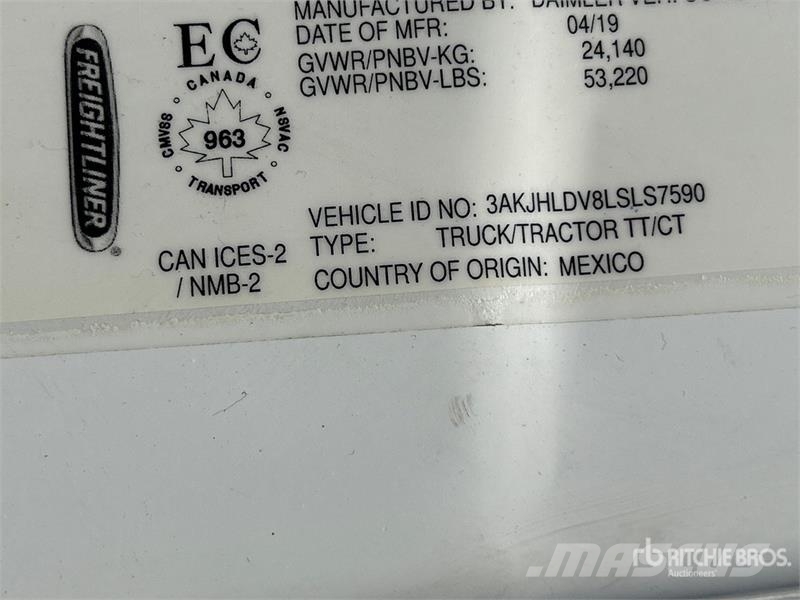 Freightliner Cascadia 126 Tractor Units